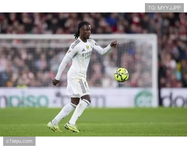 卡马文加表现稳定成皇马中场新基石