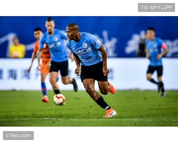 尼斯防守能力显著提升，后防线数据亮眼引赞誉，球队状态备受期待