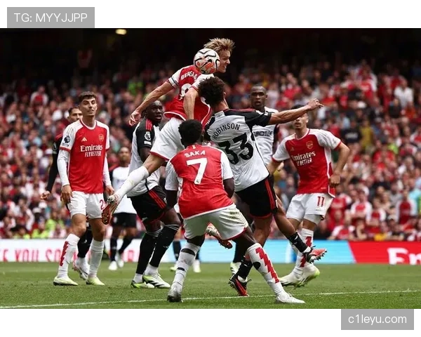 Saka助攻频频闪耀英超赛场，力挺球队成为核心关键