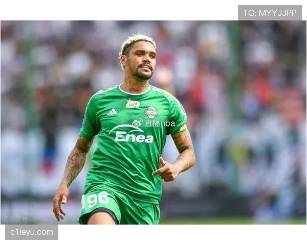 恩里克执教显成效:战术优势凸显,球队未来潜力可期 恩里克执教显成效:战术优势凸显,球队未来潜力可期