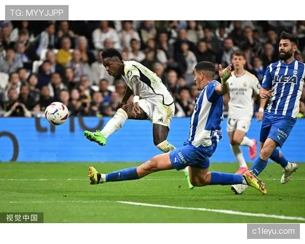 巴尔韦德欧冠决赛助攻维尼修斯:生涯高光时刻解析 巴尔韦德欧冠决赛助攻维尼修斯:生涯高光时刻解析